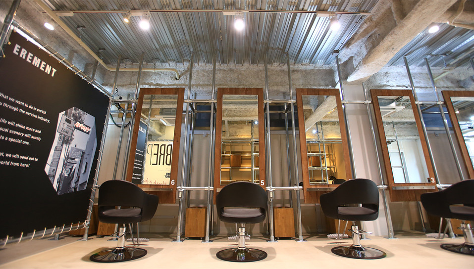 独特の雰囲気の店内